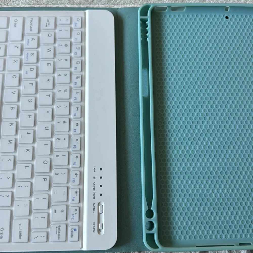 iPad Wireless Keyboard Case for Tablets - Teal